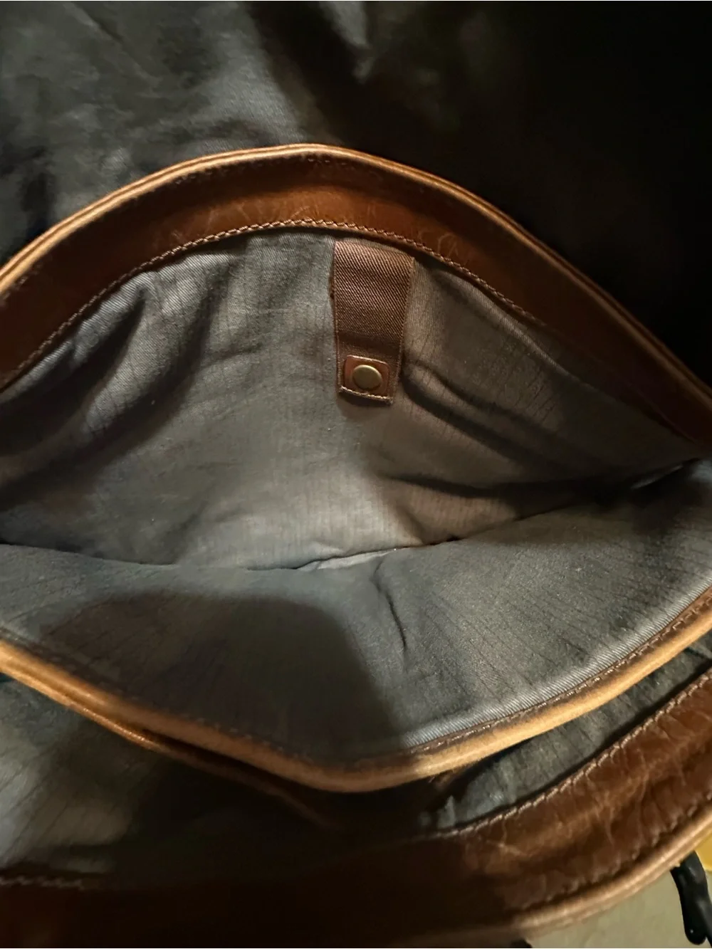 Fossil Chestnut Brown Leather Messenger Bag with Adjustable Strap